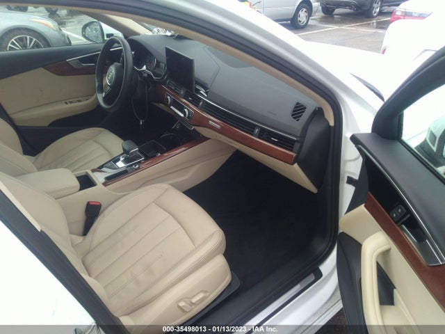 2021 Audi A4, VIN: WAUABAF45MN005568