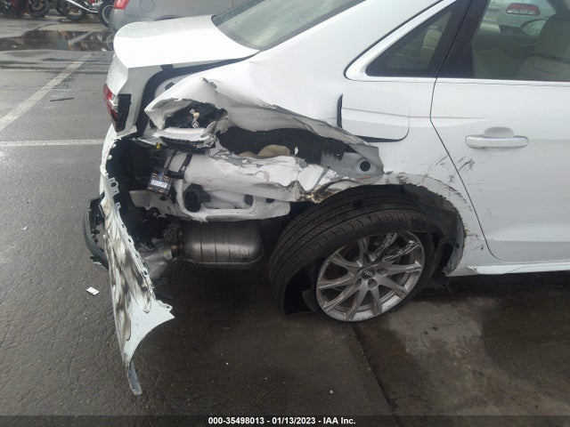 2021 Audi A4, VIN: WAUABAF45MN005568