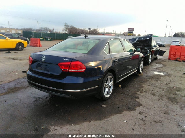 2014 VOLKSWAGEN PASSAT TDI SEL PREMIUM VIN: 1VWCN7A37EC084109