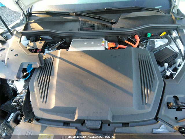 2022 Audi e-tron, VIN: WA1AAAGE0NB042490