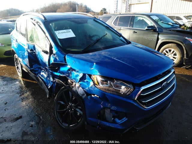 2019 Ford Escape, VIN: 1FMCU9GD5KUB23556