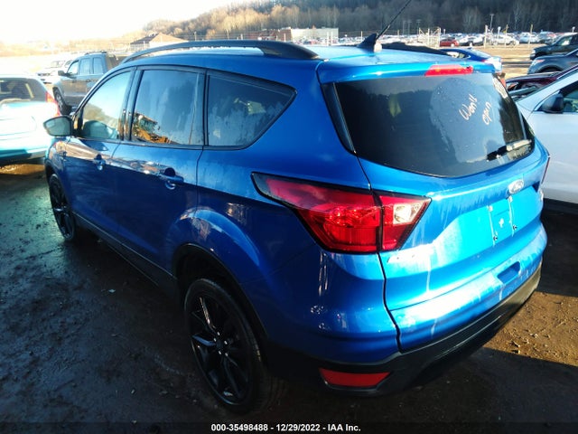 2019 Ford Escape, VIN: 1FMCU9GD5KUB23556