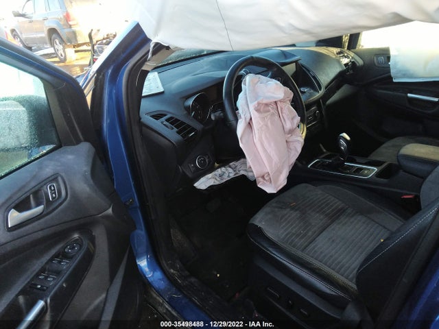 2019 Ford Escape, VIN: 1FMCU9GD5KUB23556