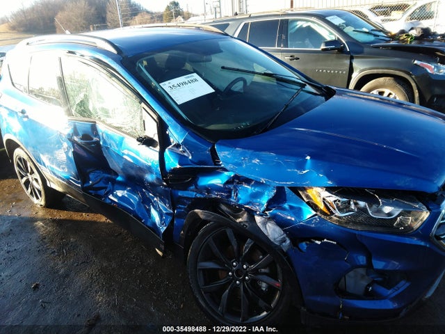 2019 Ford Escape, VIN: 1FMCU9GD5KUB23556