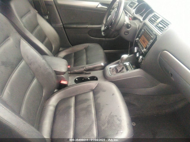 3VWLA7AJ6FM422688 Volkswagen Jetta Sedan 2.0l Tdi Se