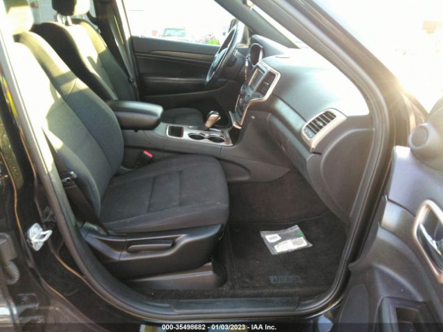 1C4RJEAG2HC813427 Jeep Grand Cherokee Laredo
