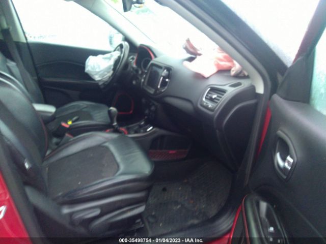 3C4NJDDB7JT143439 Jeep Compass Trailhawk