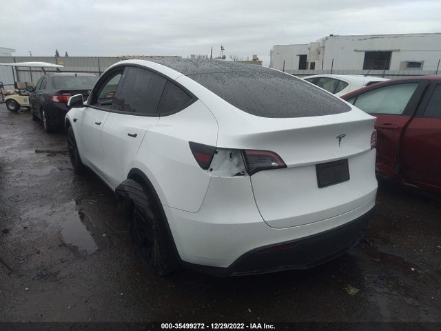 Tesla Model Y Long Range 2021 5YJYGDEE5MF137856 Image 3