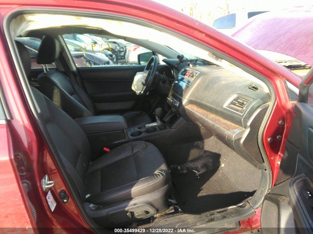 Subaru Outback Limited 2017 4S4BSEKC6H3287776 Image 5