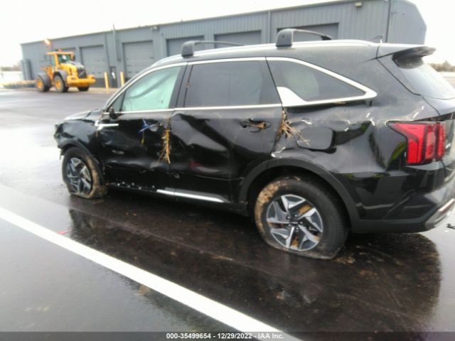 KNDRGDLGXN5122765 KIA Sorento Hybrid S