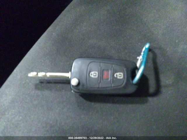 KNDJT2A65D7566467 KIA SOUL +