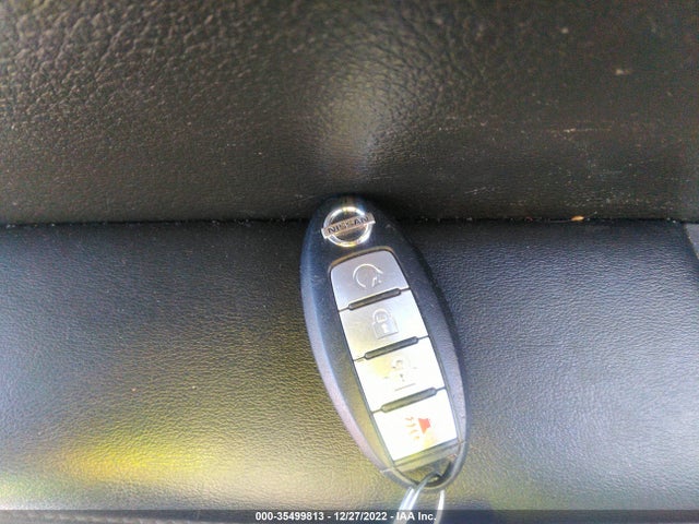 2017 Nissan Rogue, VIN: KNMAT2MT5HP596690