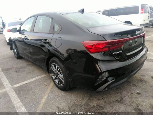 3KPF24AD7PE551606 KIA Forte Lxs