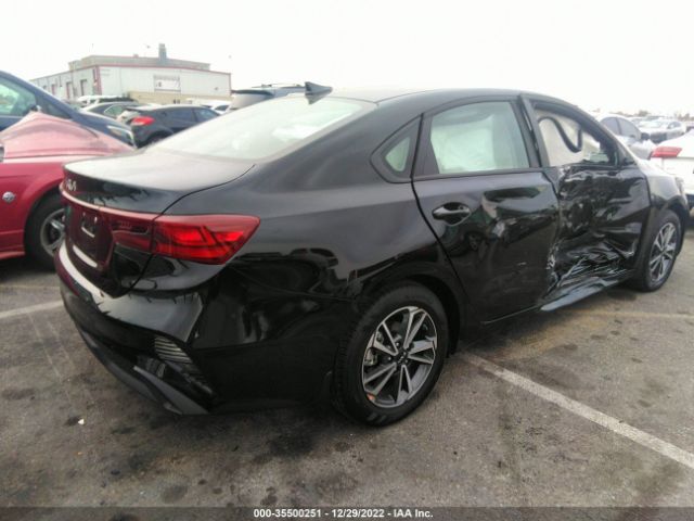 3KPF24AD7PE551606 KIA Forte Lxs