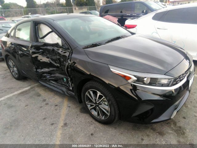 3KPF24AD7PE551606 KIA Forte Lxs