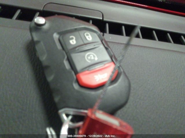 1C4HJXEG1KW656092 Jeep Wrangler Unlimited Sahara