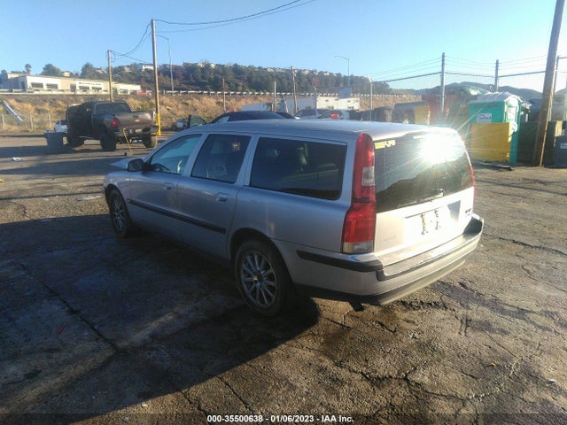YV1SW58D911137147 Volvo V70