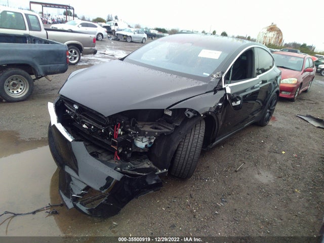 2017 Tesla Model X, VIN: 5YJXCBE46HF039637