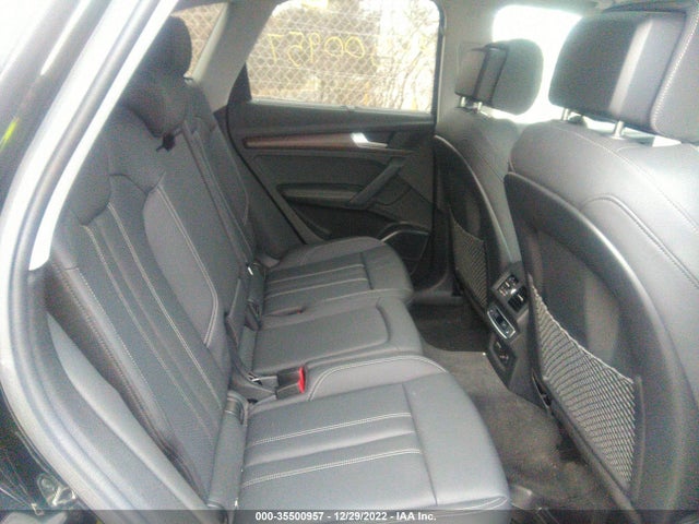 WA1CAAFY2M2100490 Audi Q5 Prestige