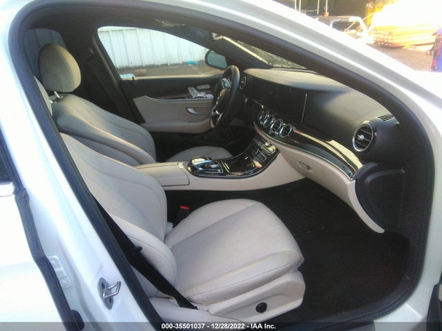 2020 Mercedes-Benz E-Class, VIN: WDDZF8DB7LA733764