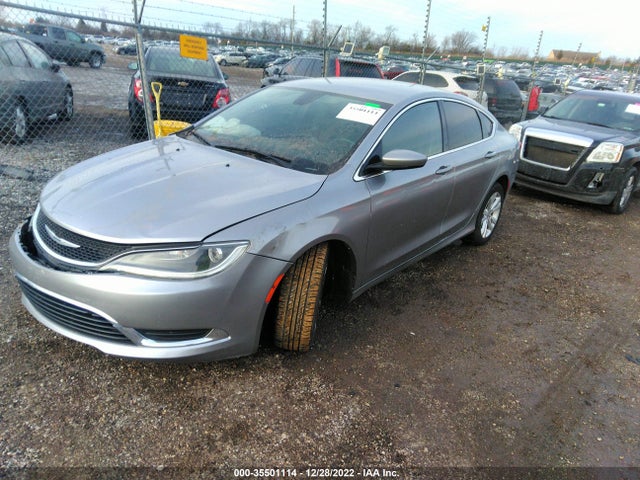 Chrysler 200 Limited 2015 1C3CCCAB0FN602371 Image 2