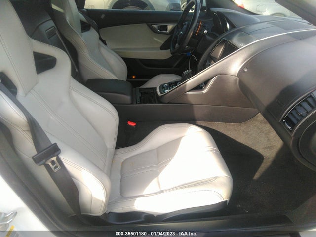 2016 Jaguar F-TYPE, VIN: SAJWJ6FV7G8K30774