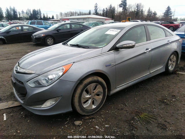 Hyundai SONATA HYBRID 2015 KMHEC4A49FA135238 Image 2