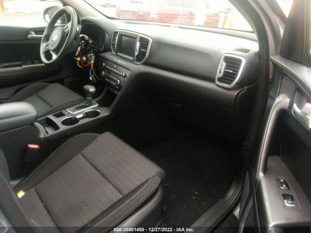 KNDPMCAC5J7461765 KIA Sportage Lx