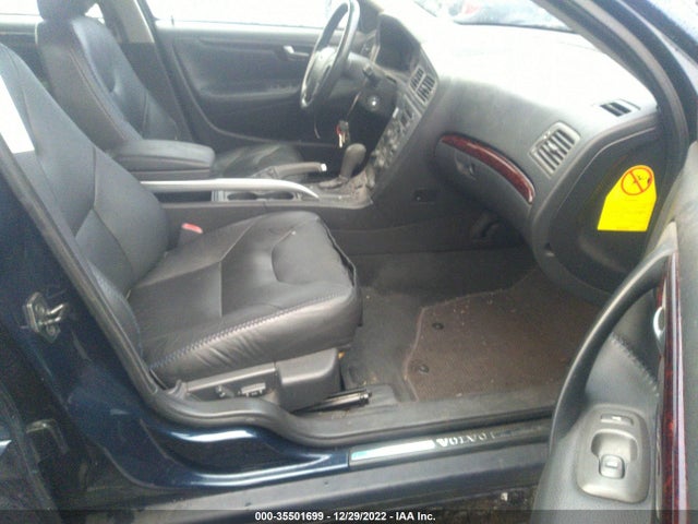 Volvo V70 2002 YV1SZ58D421074211 Image 6