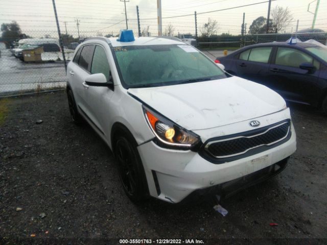 KNDCB3LC0K5286355 KIA NIRO LX