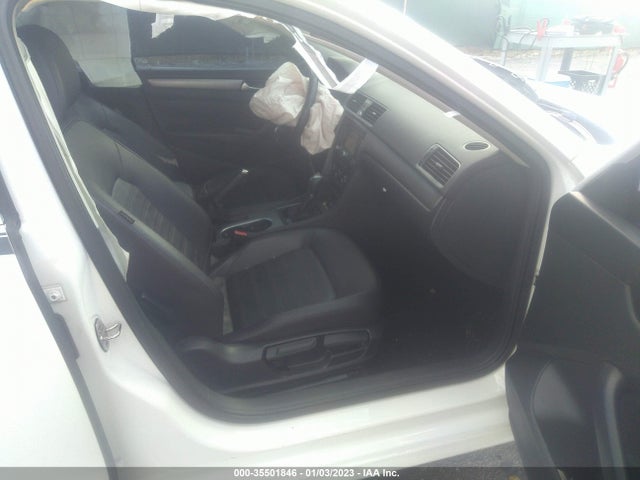 1VWBS7A39FC028579 Volkswagen Passat 1.8t Se W/sunroof & Nav