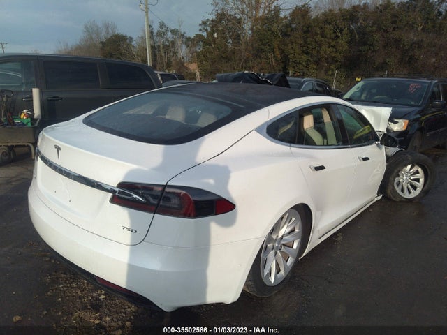 2018 Tesla Model S, VIN: 5YJSA1E26JF261321