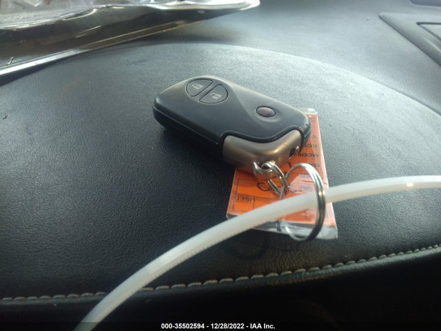 Lexus CT 200H 2012 JTHKD5BH4C2083615 Image 11
