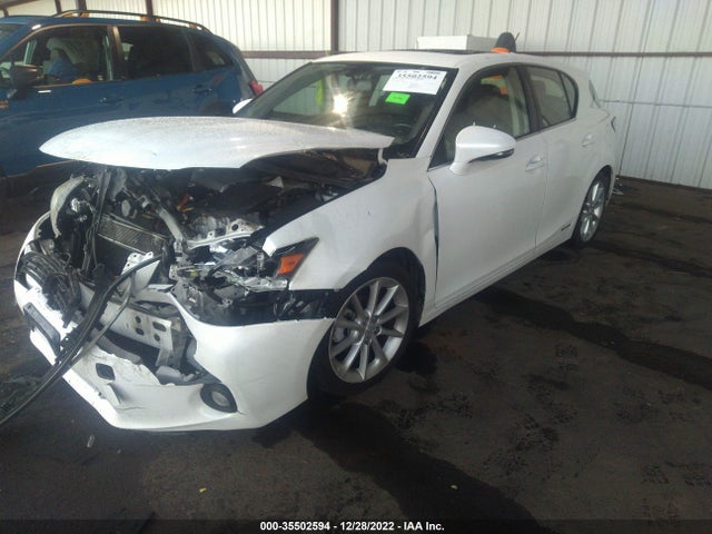 Lexus CT 200H 2012 JTHKD5BH4C2083615 Image 2