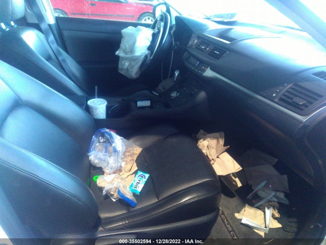 Lexus CT 200H 2012 JTHKD5BH4C2083615 Image 5