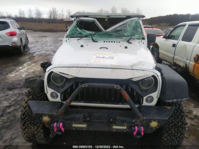 1C4HJWDG2JL929746 Jeep Wrangler Jk Unlimited Sport S