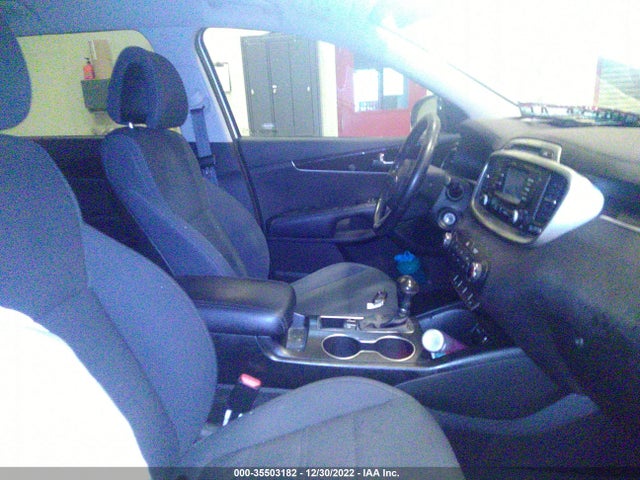 2016 Kia Sorento, VIN: 5XYPG4A37GG043359