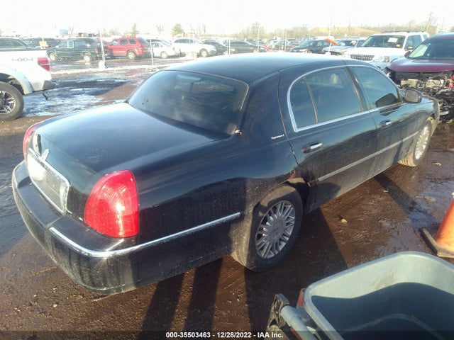 2008 LINCOLN TOWN CAR SIGNATURE L VIN: 2LNHM85V48X656169