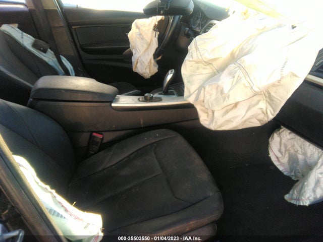 BMW 3 Series 320i 2016 WBA8E1G53GNT36117 Image 5