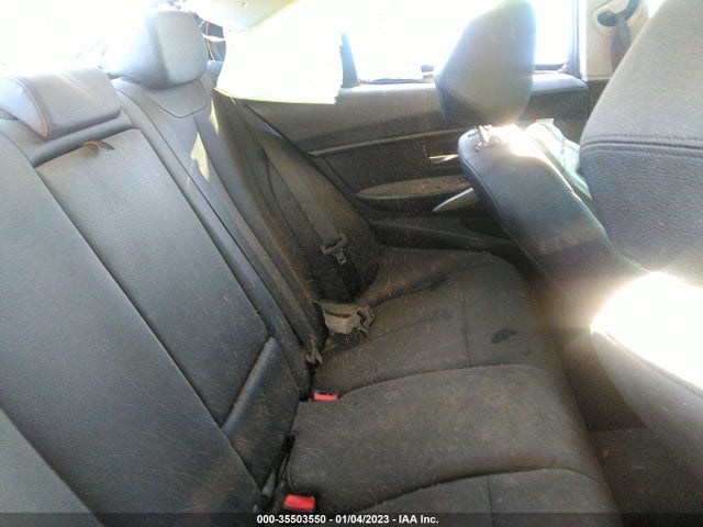 BMW 3 Series 320i 2016 WBA8E1G53GNT36117 Image 9