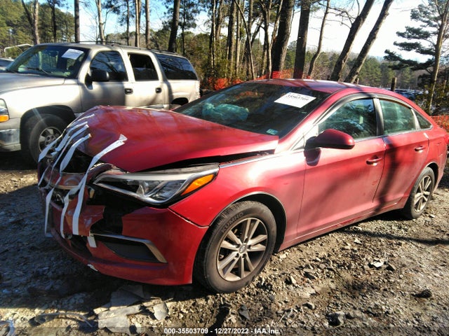 2015 HYUNDAI SONATA 2.4L SE VIN: 5NPE24AF7FH031560