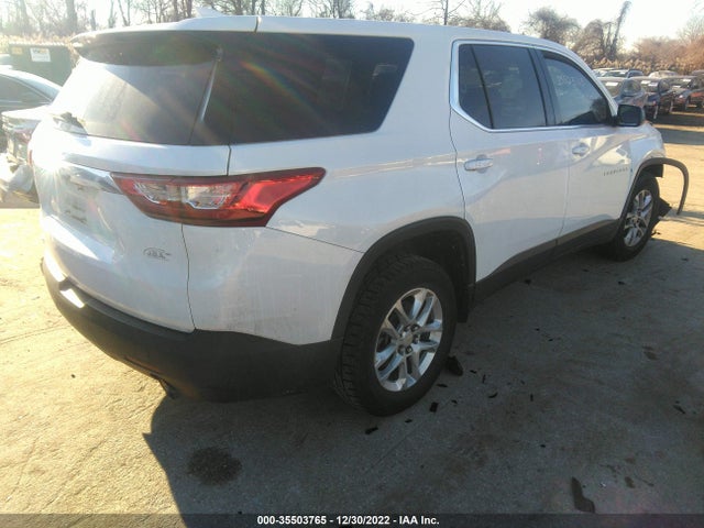 Chevrolet Traverse Ls 2019 1GNERFKW5KJ204104 Image 4
