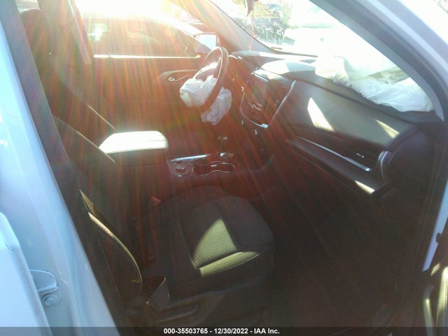 Chevrolet Traverse Ls 2019 1GNERFKW5KJ204104 Image 5