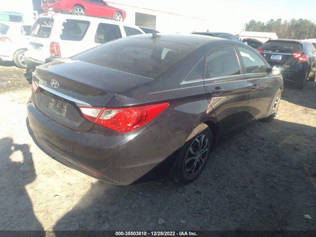 2013 HYUNDAI SONATA GLS VIN: 5NPEB4AC3DH590591