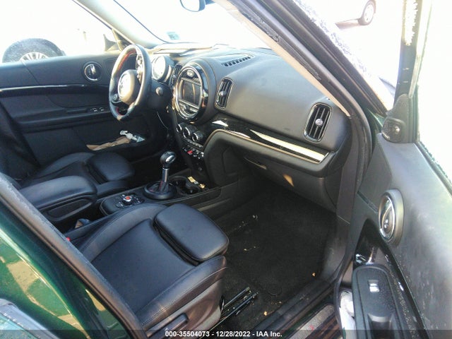 2019 MINI COUNTRYMAN COOPER S VIN: WMZYT5C59K3G91869