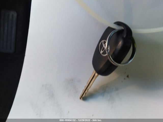 2014 TOYOTA RAV4 XLE VIN: 2T3RFREV3EW136916