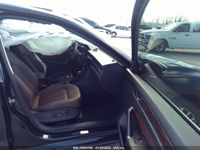 1VWBA7A32NC001807 Volkswagen Passat 2.0t Limited Edition