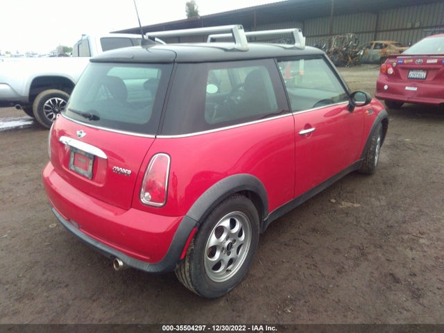 2006 MINI COOPER HARDTOP VIN: WMWRC33506TJ74288