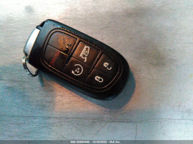 1C4PJMCS9EW226915 Jeep Cherokee Latitude