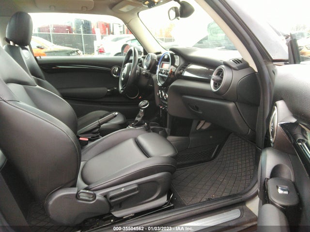 WMWXP7C58F2A41712 Mini COOPER HARDTOP